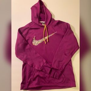 Women’s Nike Therma-Fit "Just Do It" Hoodie